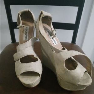 Steve Madden wedges
